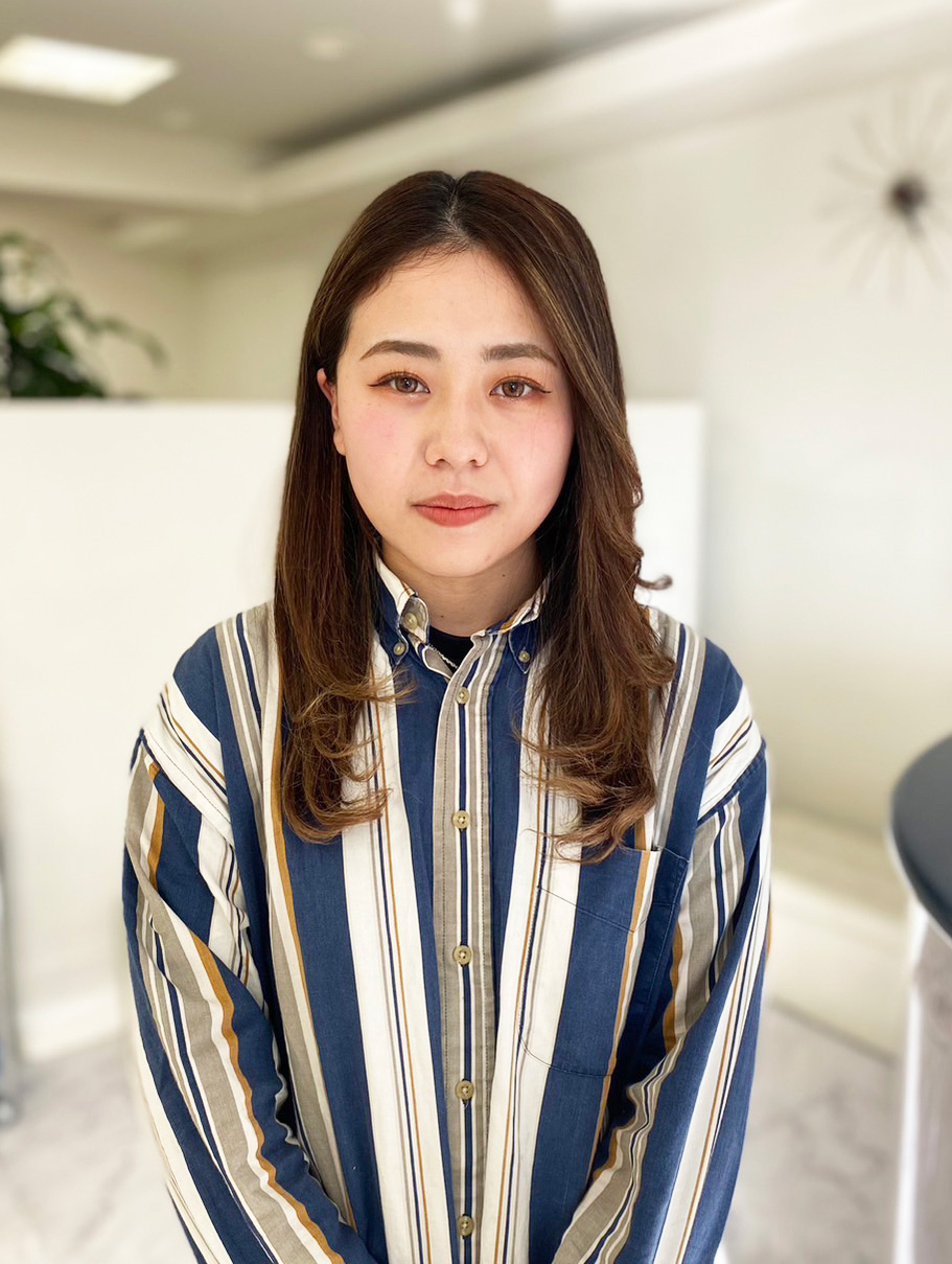 髙良愛衣